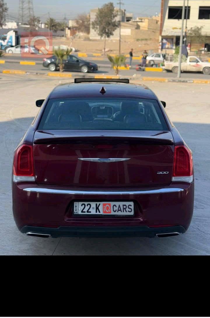 كرايسلر 300